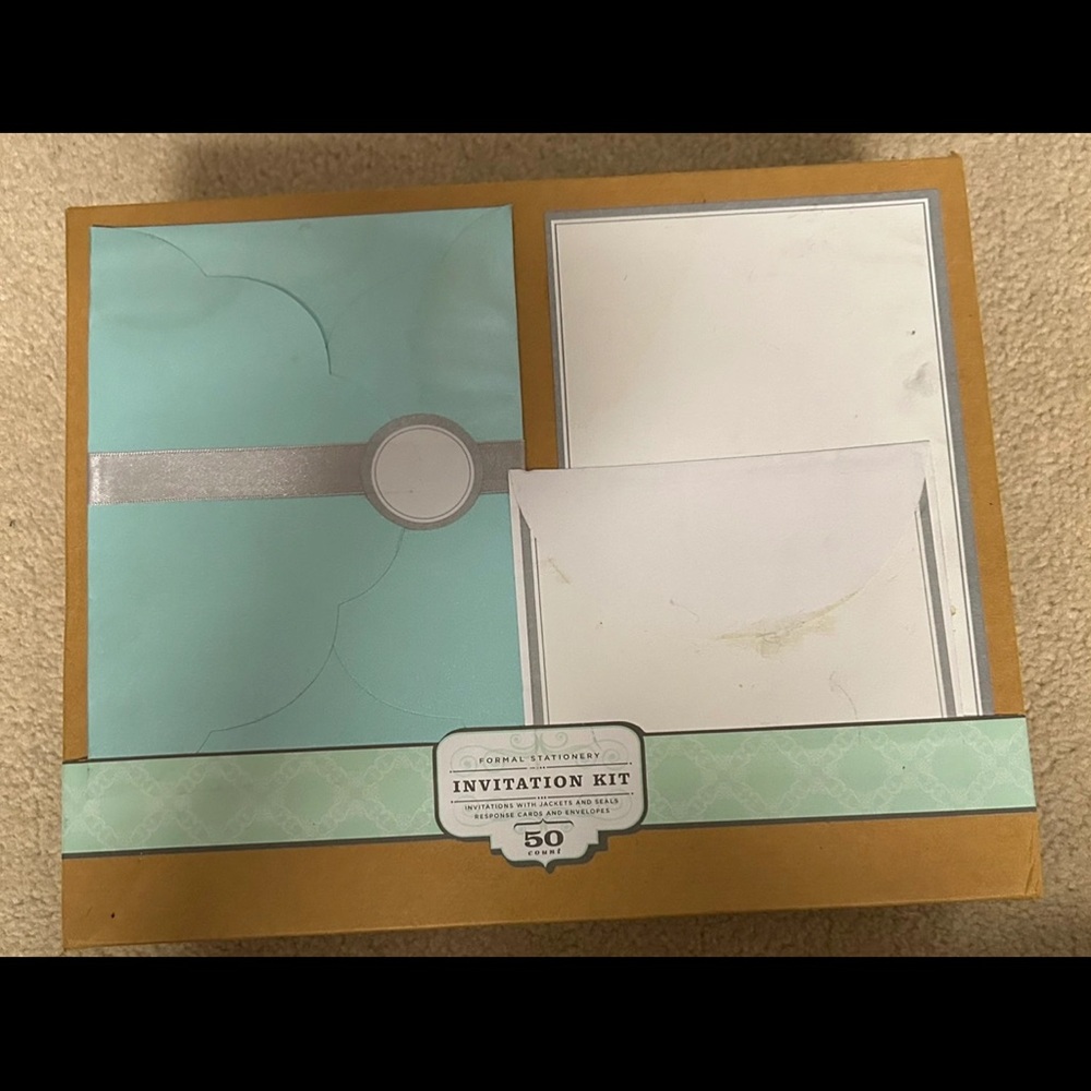 Great Papers! Invitation Kit - Blue and White